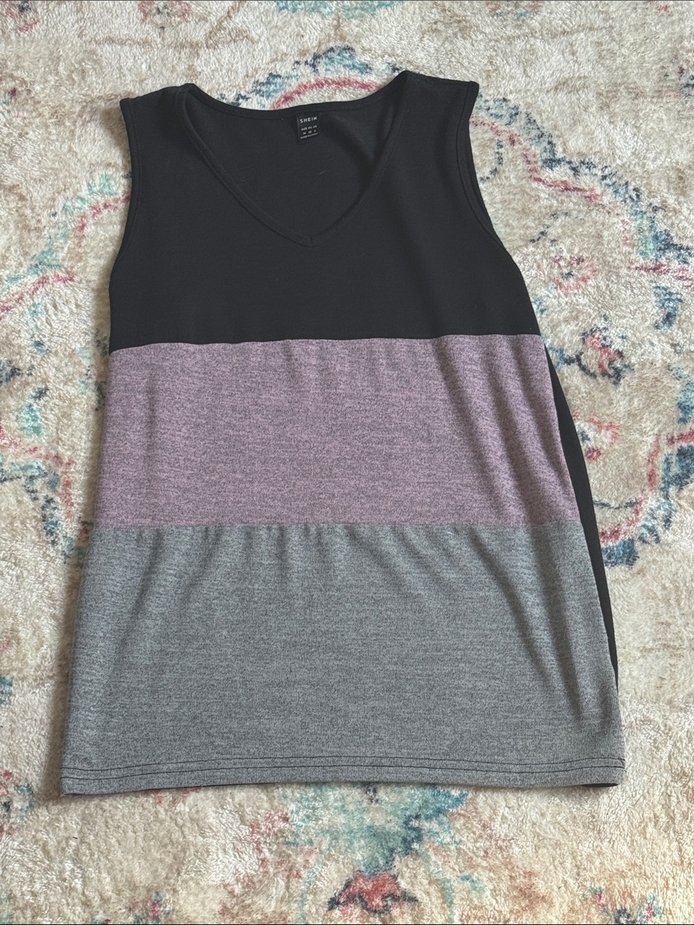 SHEIN Black, Mauve, Gray Colorblock V-Neck Tank